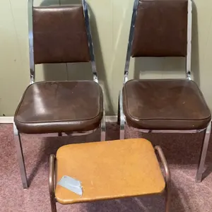 Chrome Frame Brown Vinyl Chairs with Laminate Side Table