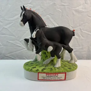 Potters Canadian Whisky 'Clydesdale & Colt' Decanter