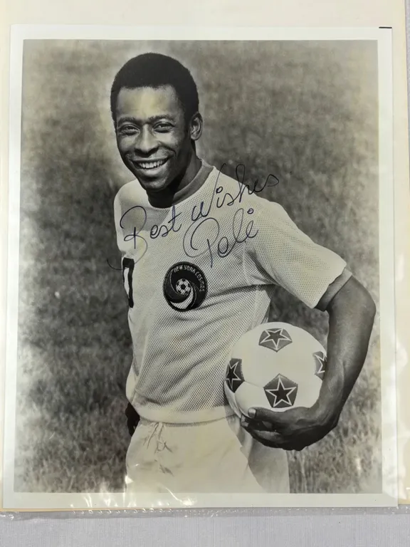 Pele Signed Photo