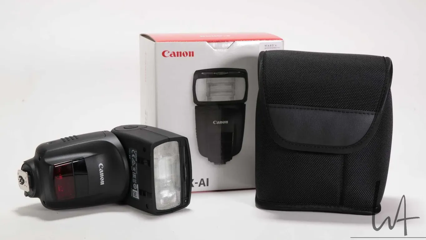 Canon Speedlite 470EX-A1 flash, new in box with accompanying packaging