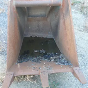 (#3) 27" Gradall Bucket