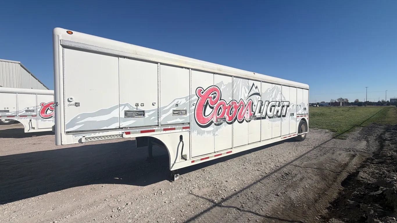 1994 Hackney & Sons Side-Load Beverage Trailer - 32FT