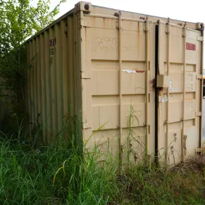 40' Metal Shipping Container