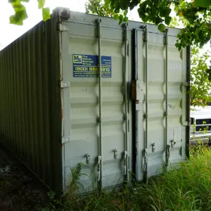 40' Metal Shipping Container