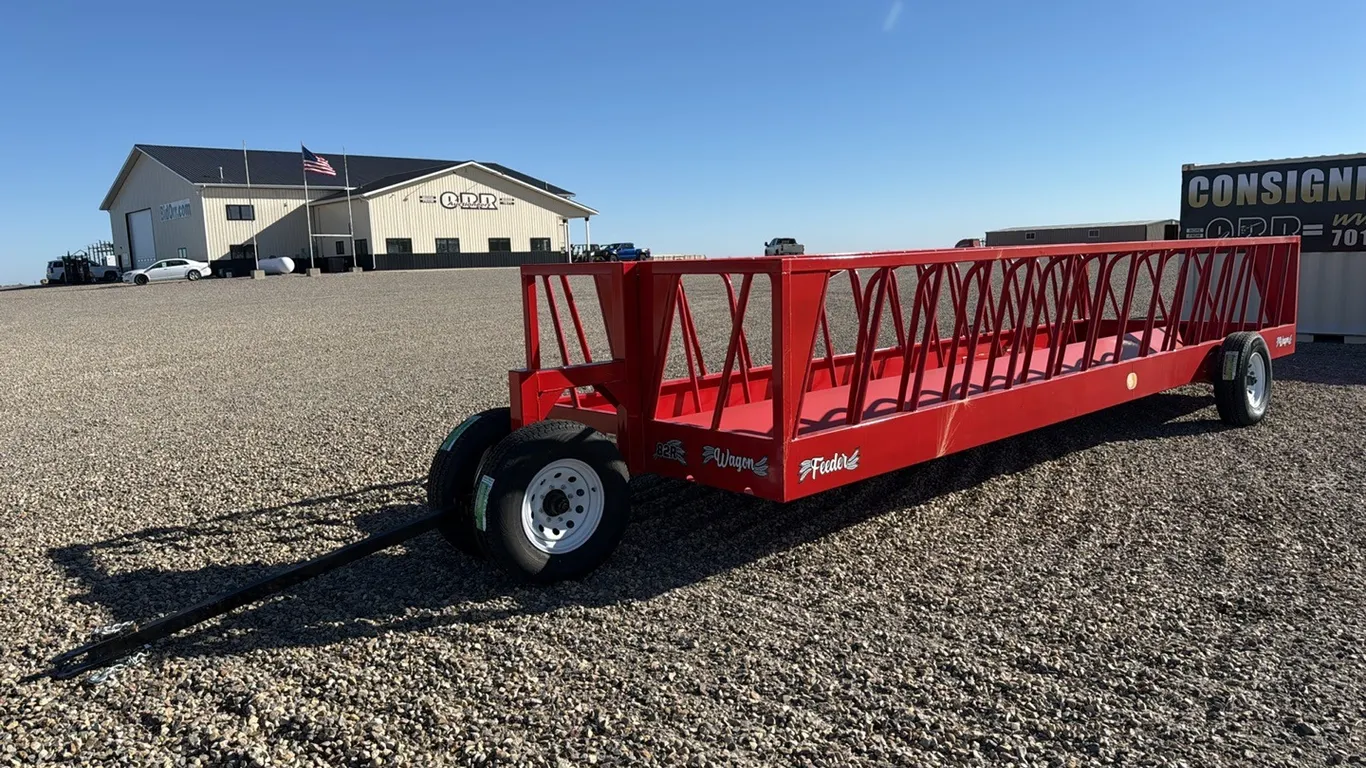 ID 2198 Industrias America Feeder Wagon W/ Front Dolly