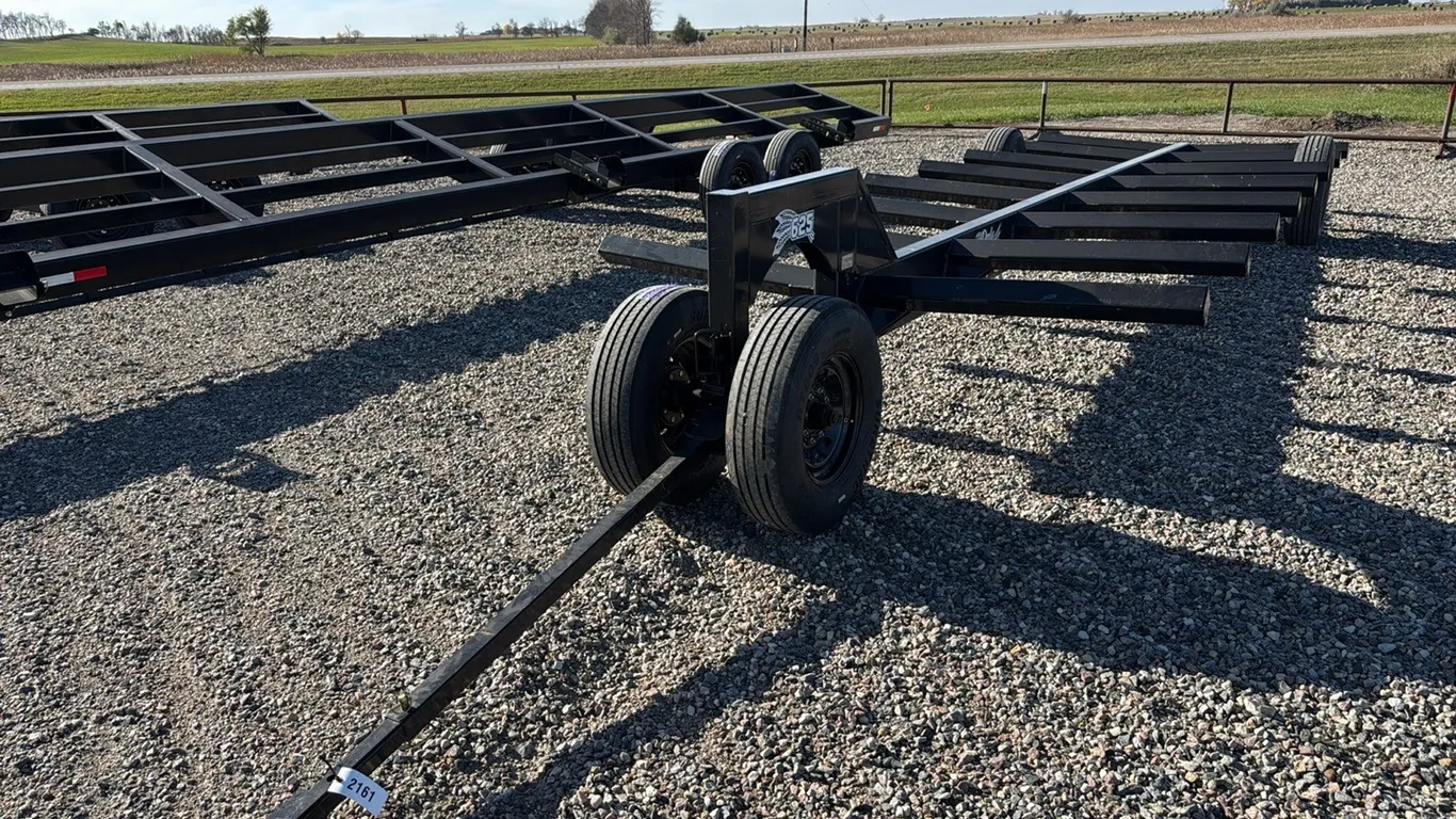 ID 2161 IA 625 Bale Wagon