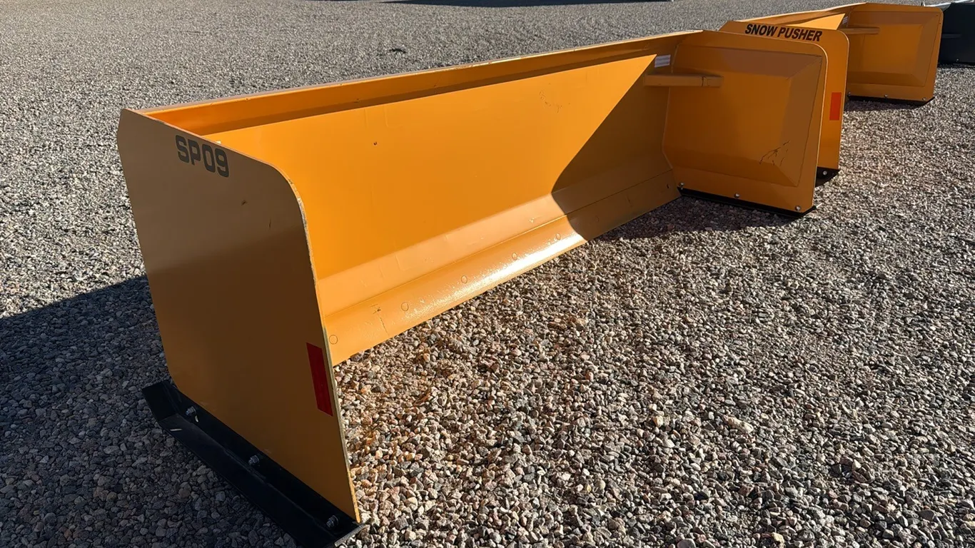 ID 2183 IA SP10 Snow Pusher