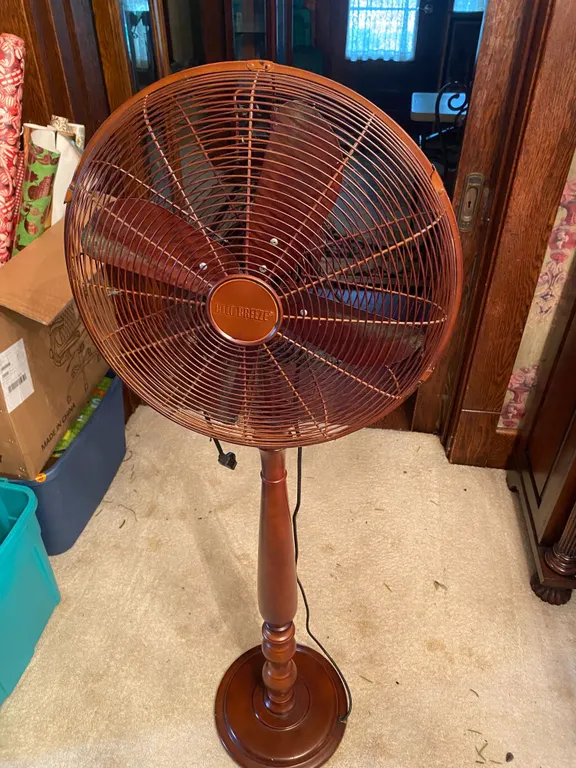 Vintage-Style Copper Electric Pedestal Fan With Adjustable Settings