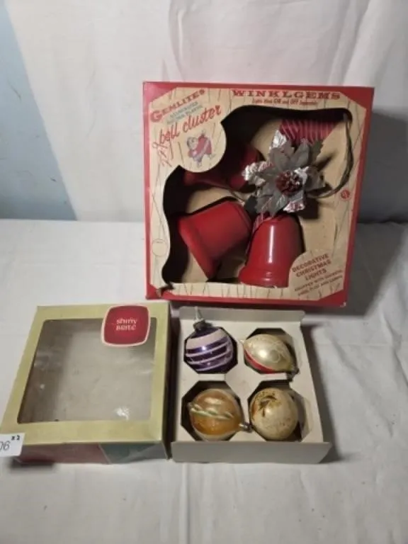 Lighted Bell Cluster, Box Glass Ornaments
