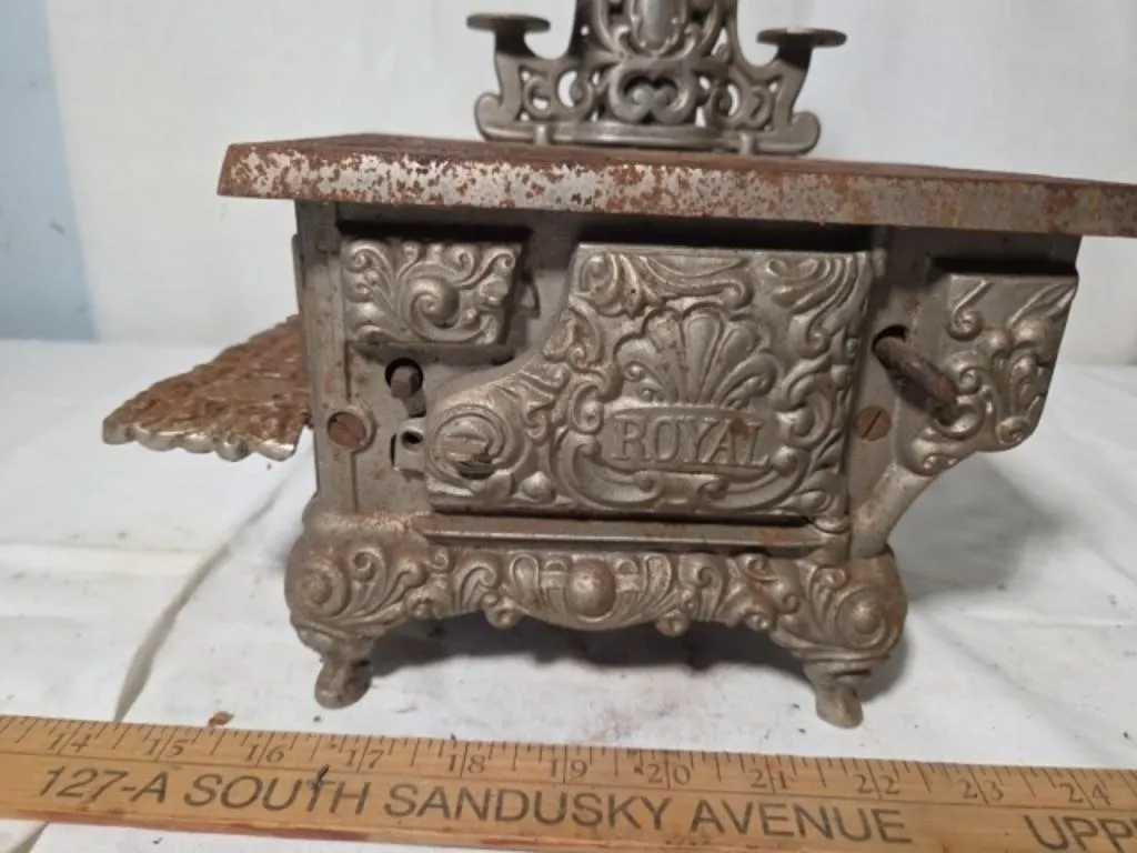 Cast Iron Royal Stove