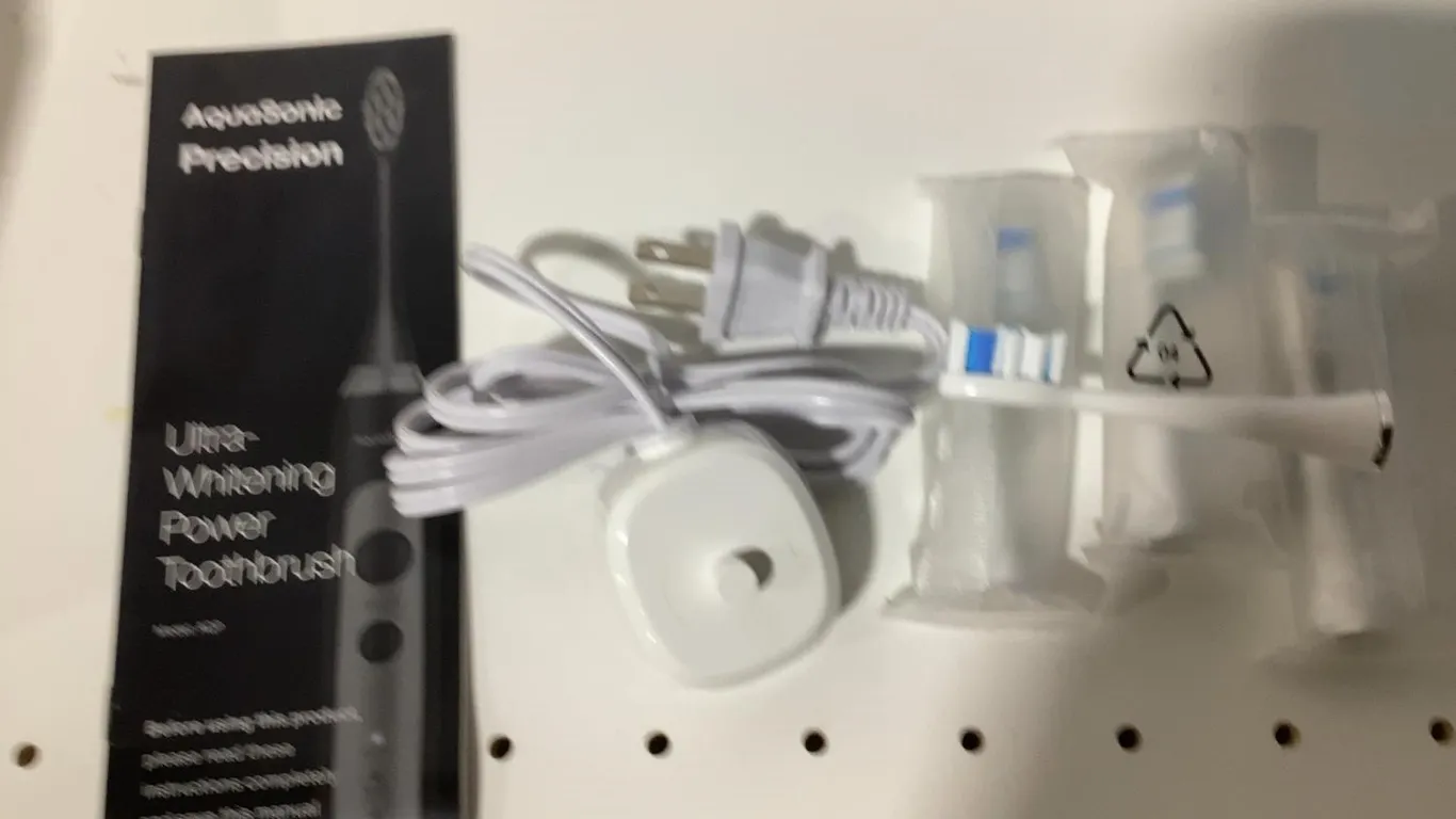 AquaSonic Precision Toothbrush Base Brush Heads