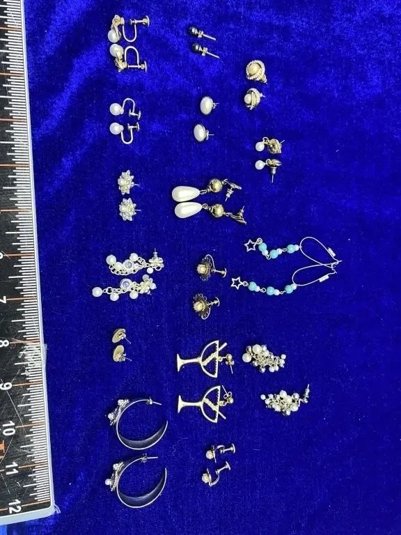 Large Mixed Earring Lot - Pearl, Rhinestone &