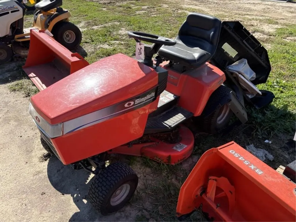 Simplicity Broadmoor Riding Lawn Mower