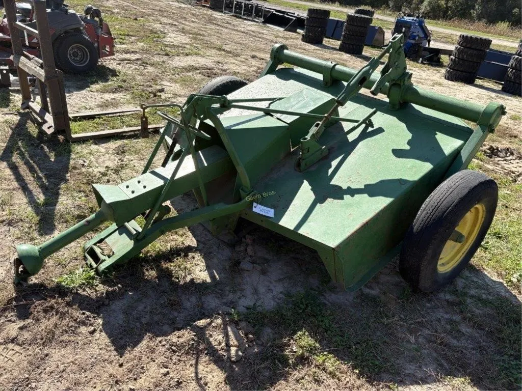John Deere 207 68" Brush Cutter