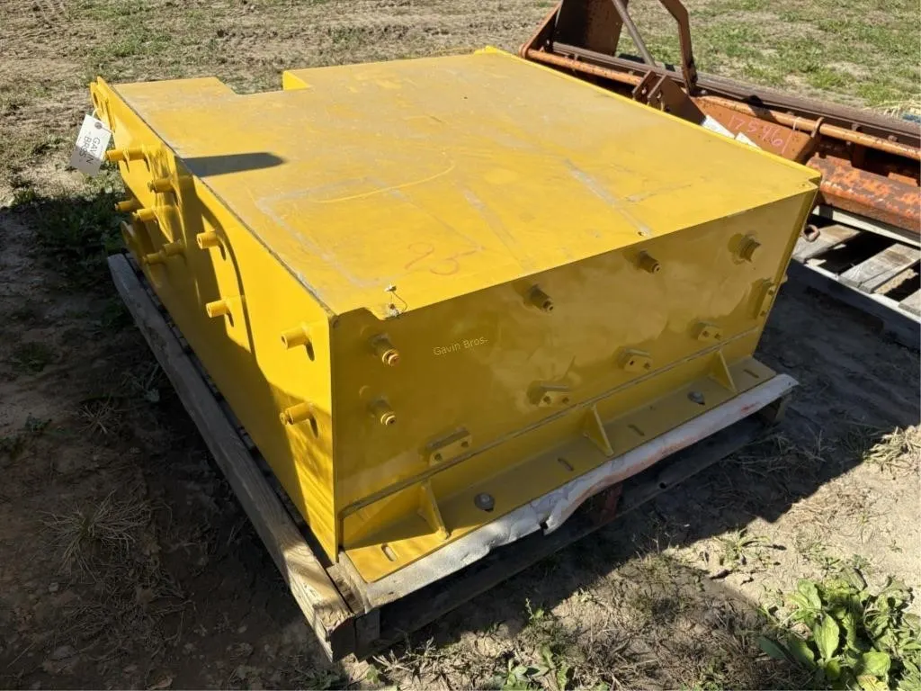 Large Hydraulic Tank Assembly?