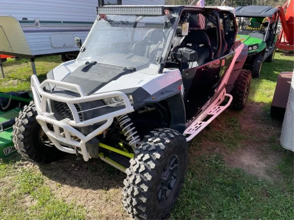 2018 Polaris RZR 4 XP4 1000