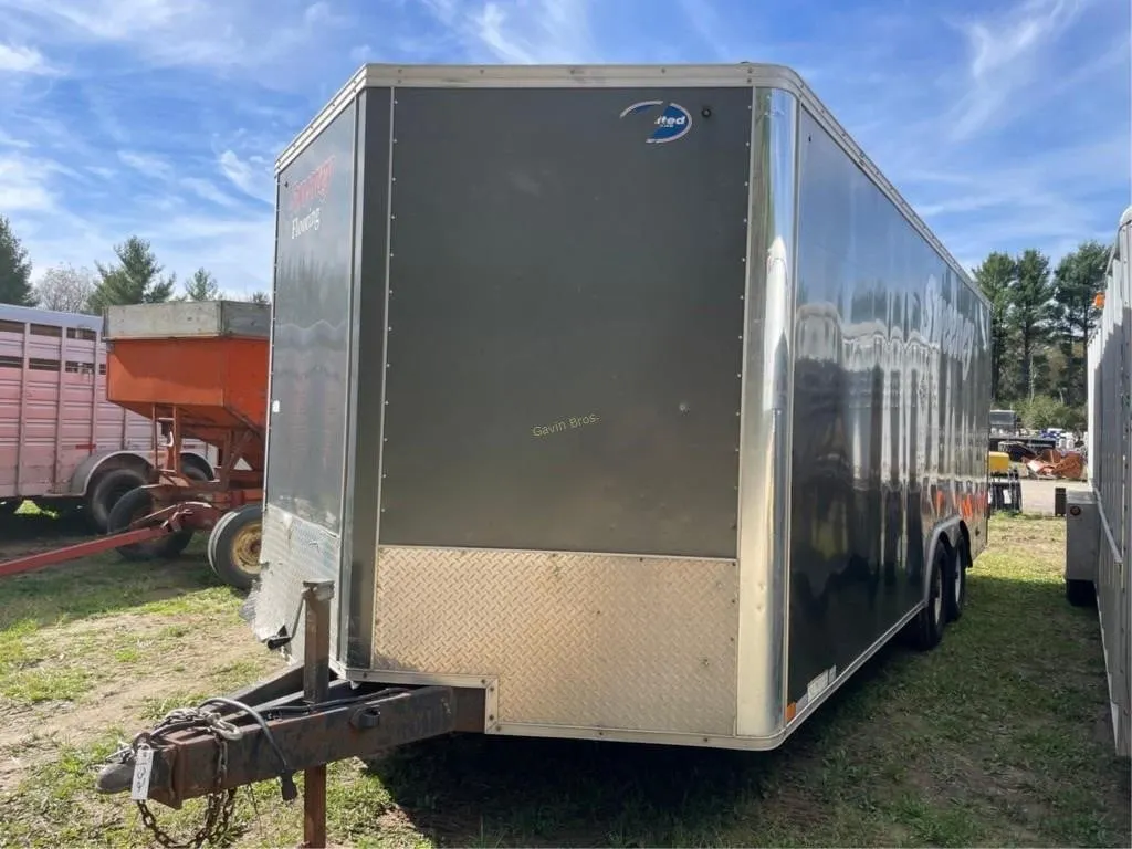 2017 United Enclosed Trailer
