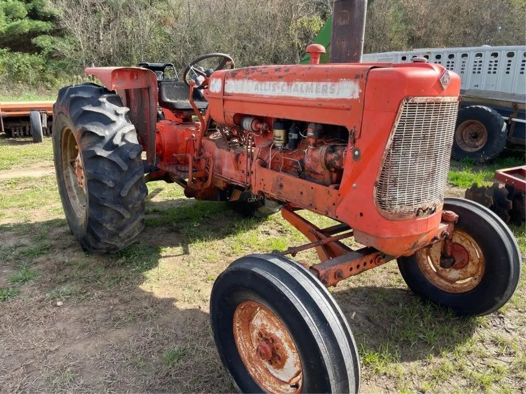 Allis Chalmers D17 Series II Tractor;