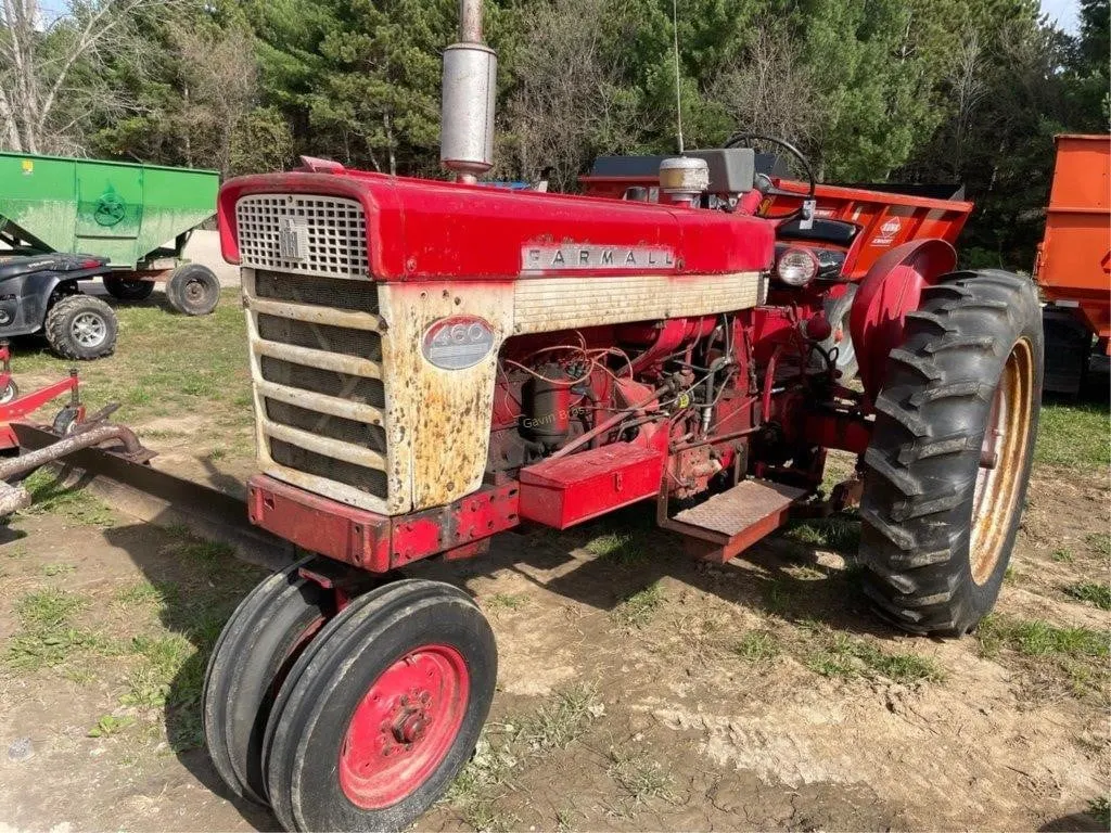 Farmall 460 Tractor
