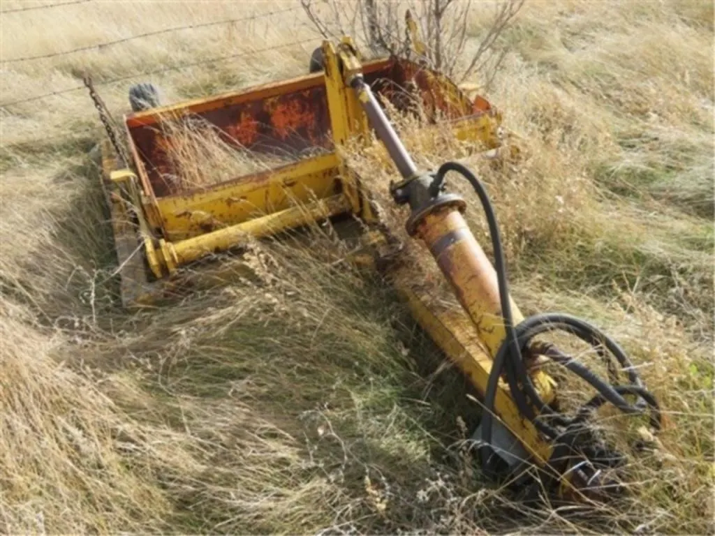 Approx. 1 Yard Eversman Box Scraper