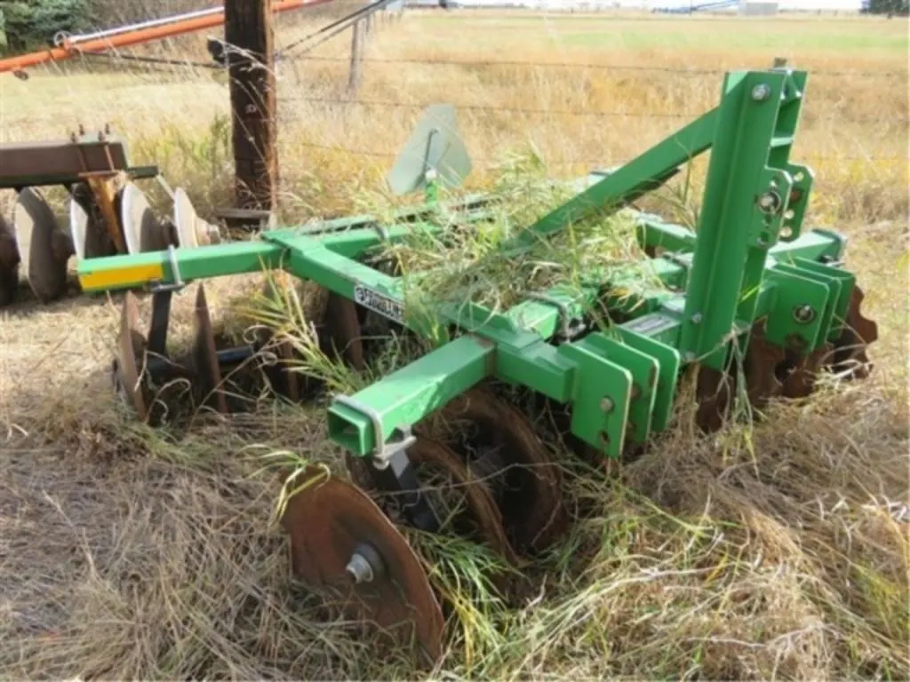 7' Frontier DH1396 3 Pt. Hitch Db. Disc