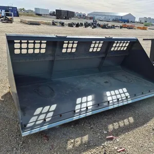 Approx. 107" Skid Steer Bucket
 UNRESERVED