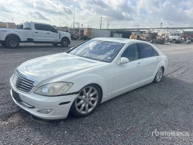 2007 Mercedes-Benz S550 Automobile (Inoperable)