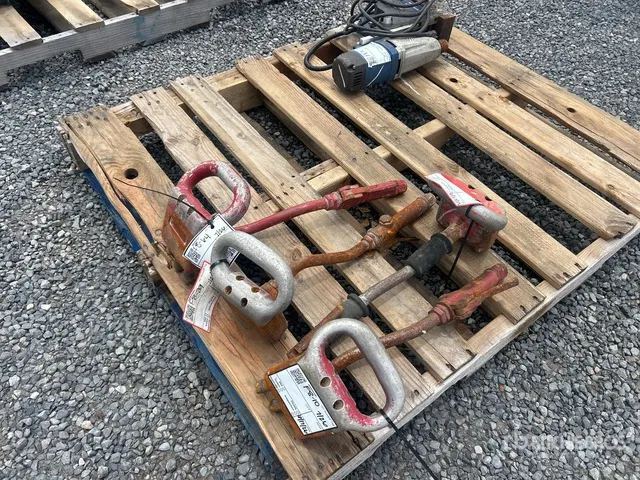 Quantity of (4) Pneumatic 3 Head Scabbler