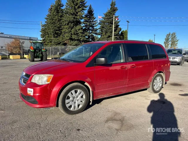 2013 Dodge Grand Caravan SE Minivan