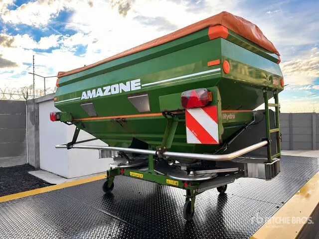 2012 Amazone ZA-M 3600 Ultra Profis Hydro twin-disc Fertilizer Spreader