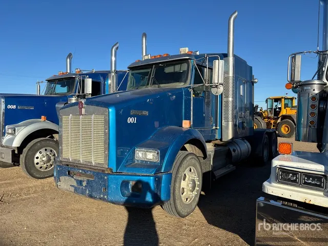 2018 Kenworth T800 6x4 T/A Sleeper Truck Tractor