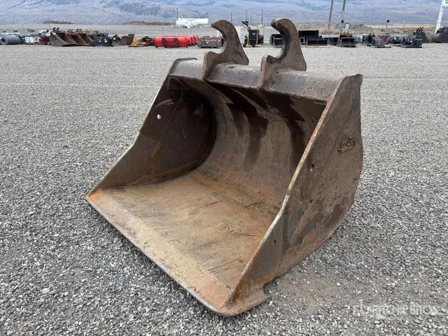 WBM 64 in Q/C Cleanup Excavator Bucket