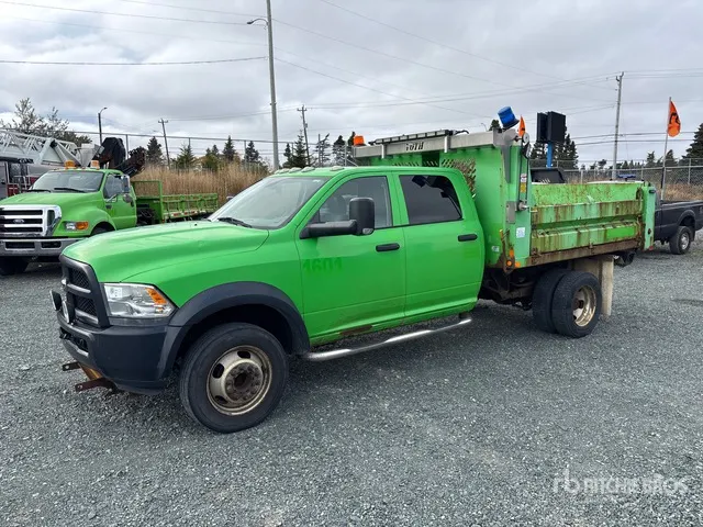 2016 Ram 5500 4x4 Crew Cab Dump Truck