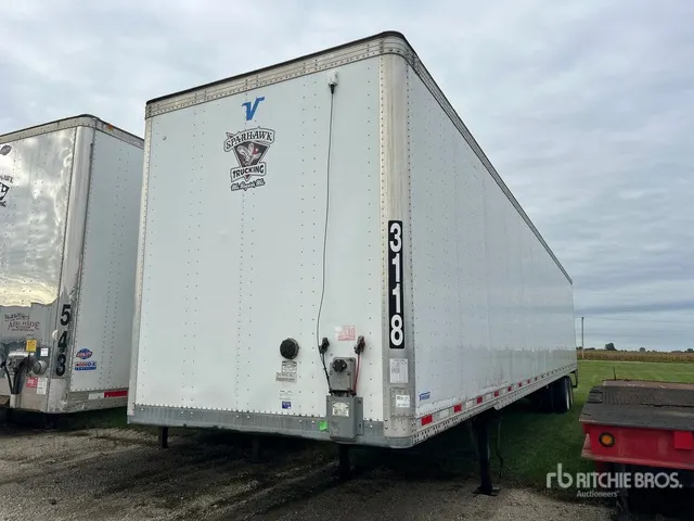 2017 Vanguard MaxCube 53 ft x 102 in T/A Van Trailer