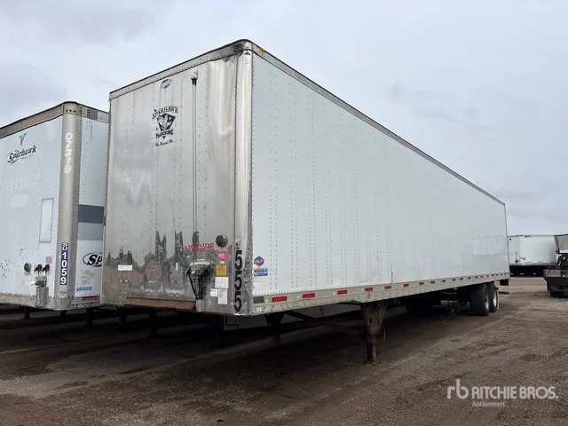 2013 Utility VS2DX 53 ft x 102 in T/A Van Trailer
