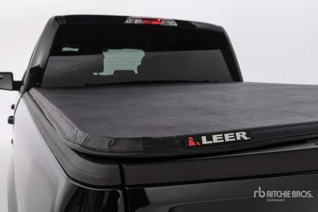 Leer Latitude Soft Folding Tonneau Cover with Track (Unused)