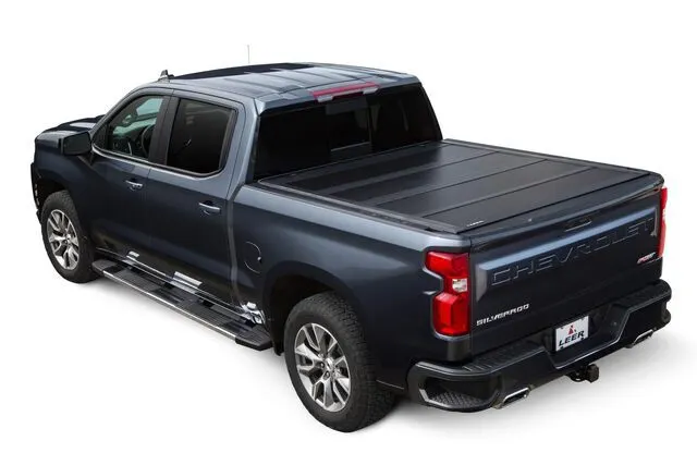 Leer HF650M Quad-Folding Tonneau Cover (Unused)