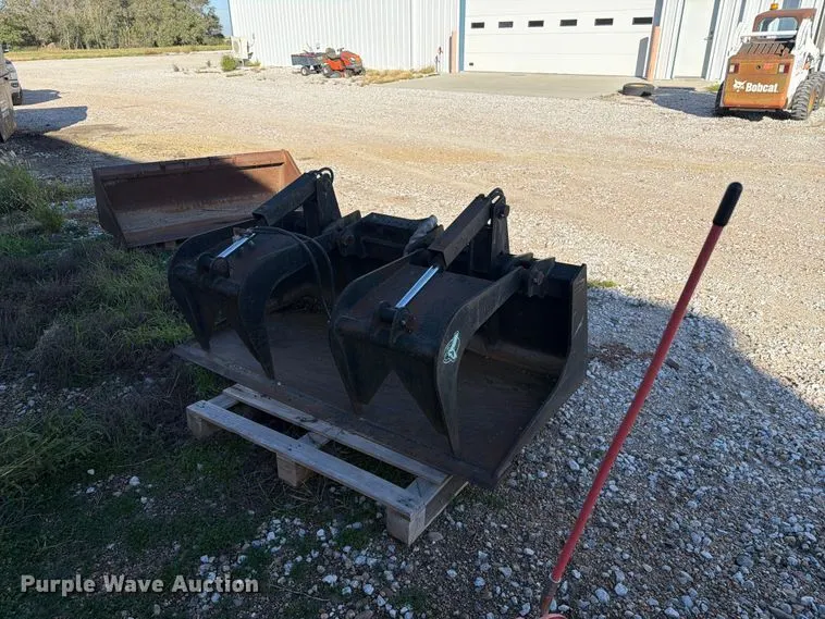 skid steer grapple bucket