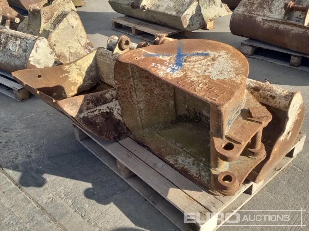 60" Ditching Bucket 24", 22" Digging Bucket 45mm Pin to suit 4-6 Ton Excavator