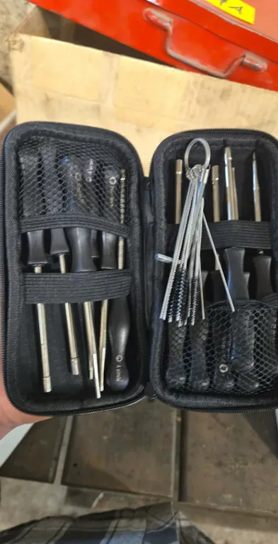 Carb screw drivers and cleaning Kit