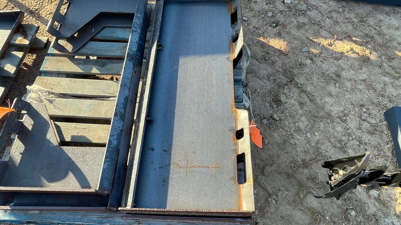 2026 Wolverine 1/4" Thick Universal Mounting Plate