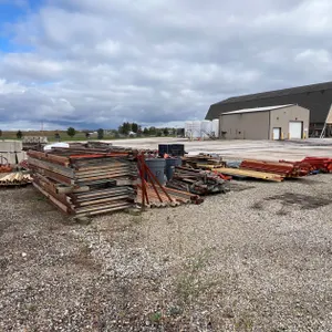 Steel Pallet Racking Upright Frames, Cross Beams, and More