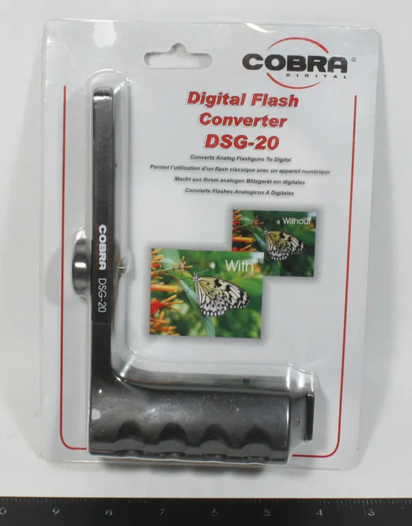 COBRA DIGITAL FLASH CONVERTER DSG-20 STILL IN BOX
