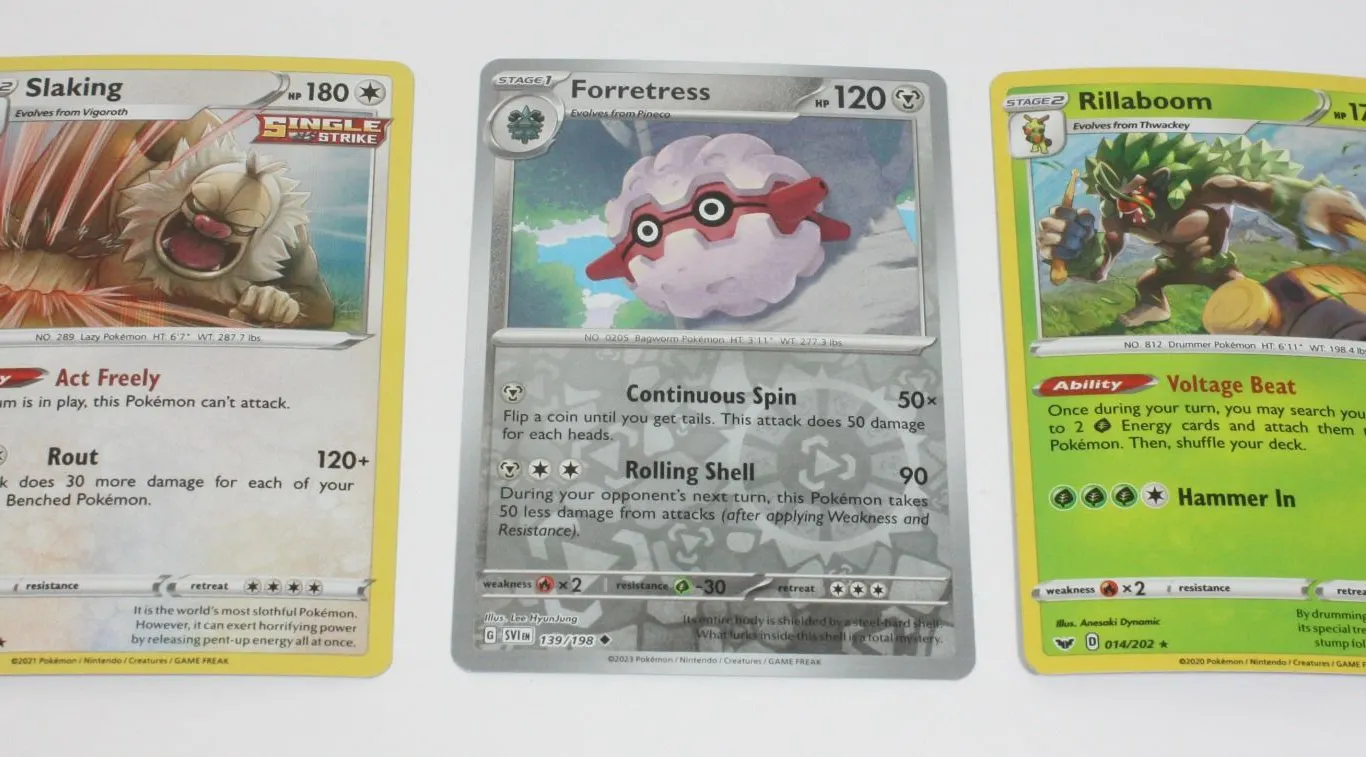 LOT OF 3 POKEMON HOLO INCLUDING SLAKING,RILLABOOM