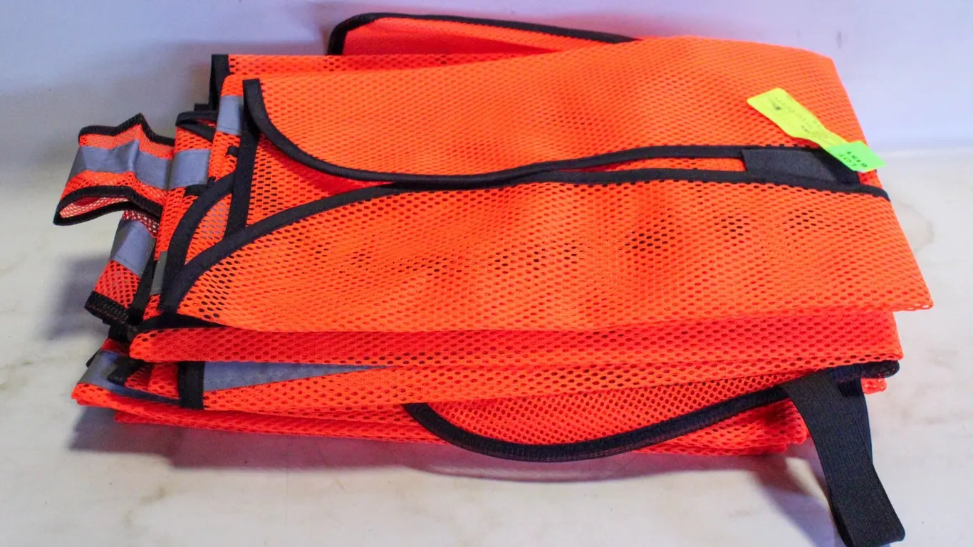 BUNDLE OF 10 NEW HI-VIZ SAFETY VESTS ALL TOGETHER