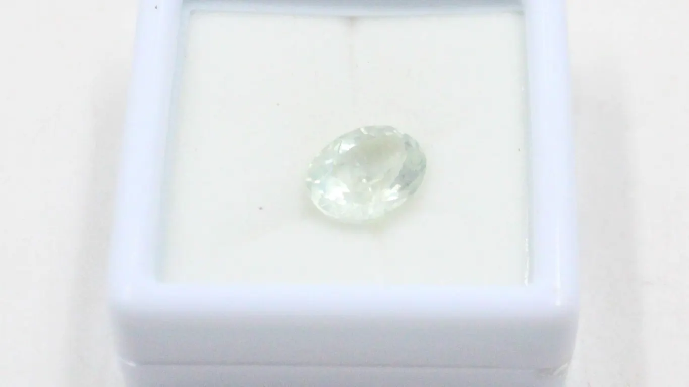 #66-NATURAL GREEN AMETHYST GEMSTONE 4.10CT