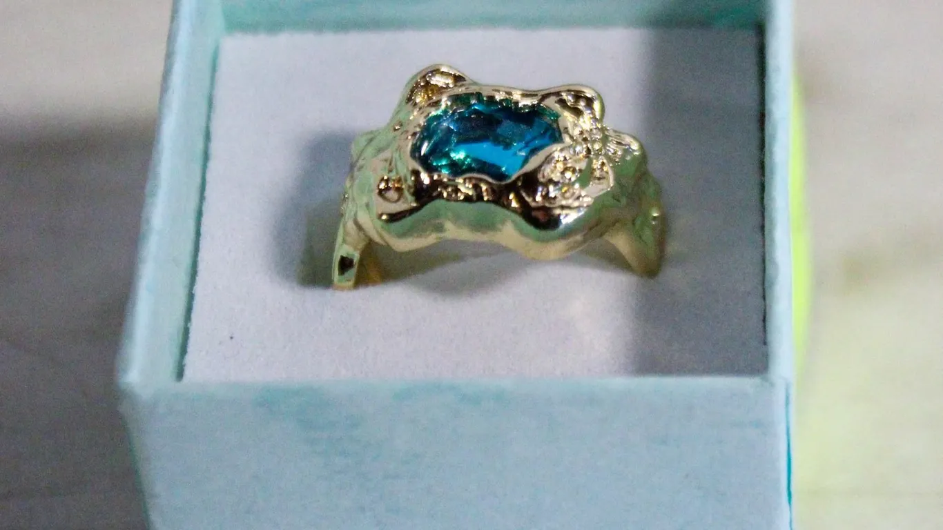 ESTATE RING SZ8