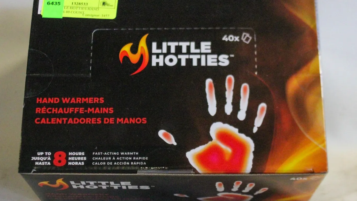 NEW LITTLE HOTTIES HAND WARMERS 40 COUNT