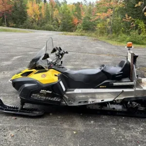 2013 Ski-Doo Skandic SWT Snowmobile