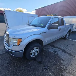 2011 Ford F-150 XL Extended Cab Pickup Truck